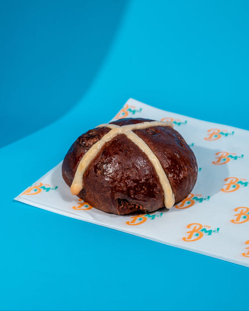 6 pack Fresh baked hot cross buns